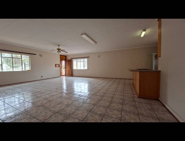 2 BEDROOM TOWNHOUSE TO LET IN IRENE PARK